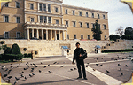 En Atenas - Amir Thaleb Life.com.